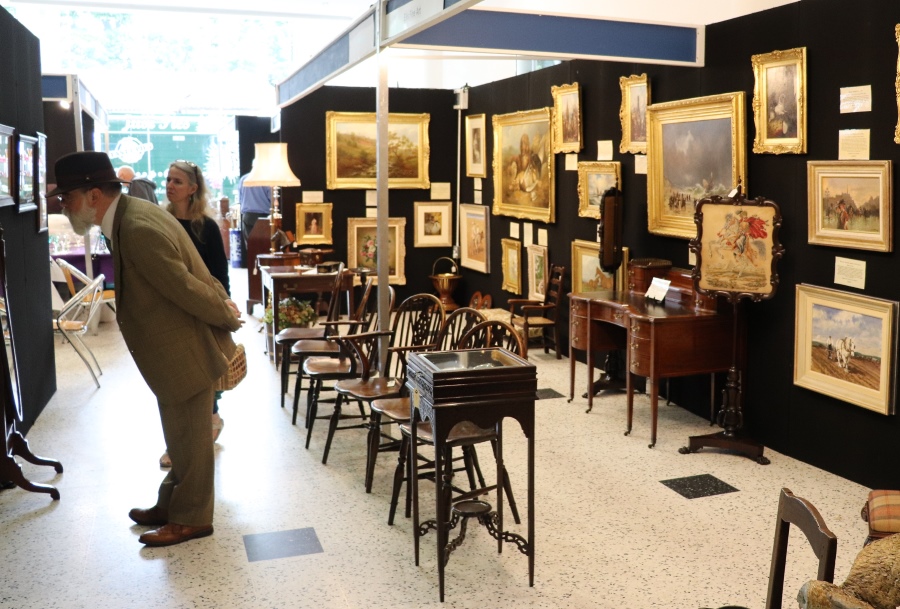 York Races Antiques, Decorative & Fine Art Fair Antiques Atlas