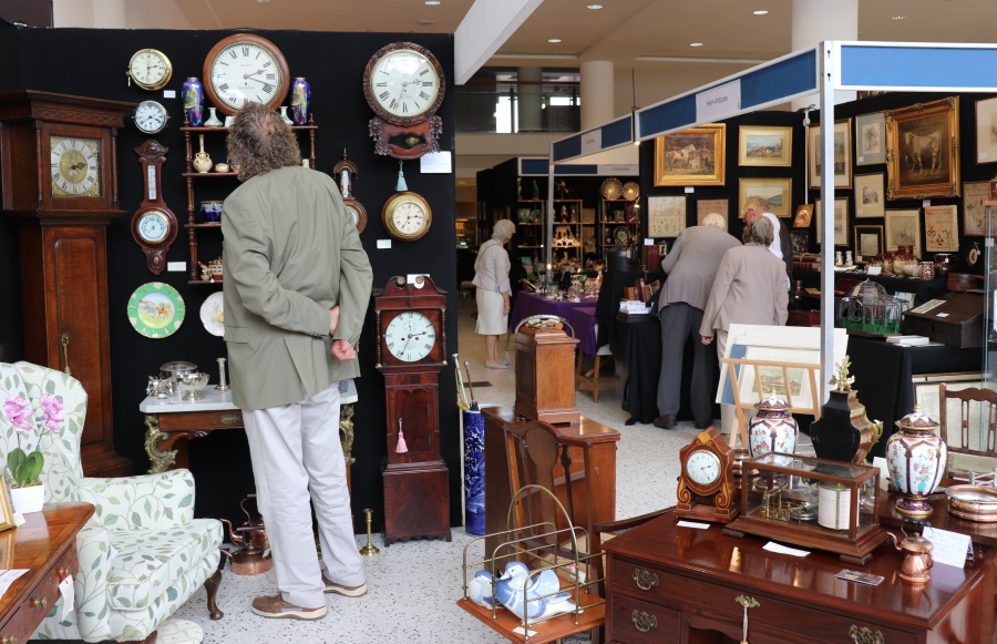 York Races Antiques, Decorative & Fine Art Fair Antiques Atlas